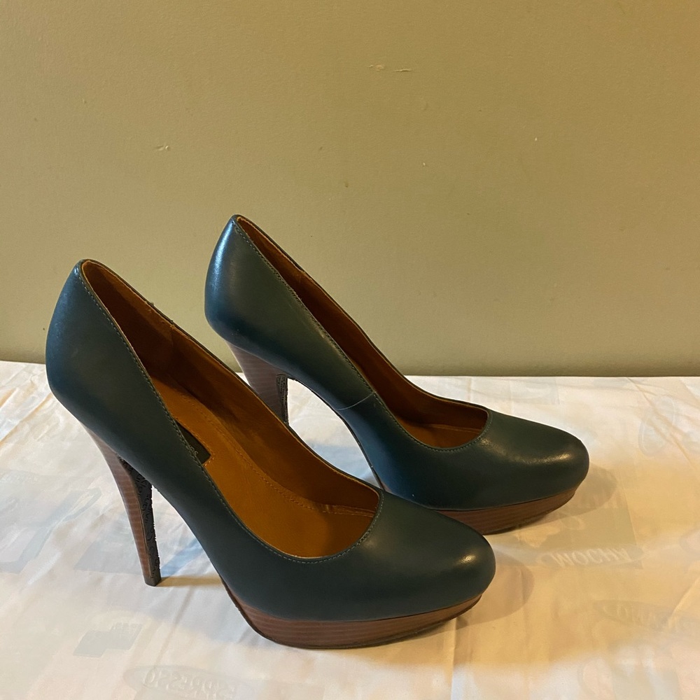 Calvin Klein Jeans Emily Heels Size 8M